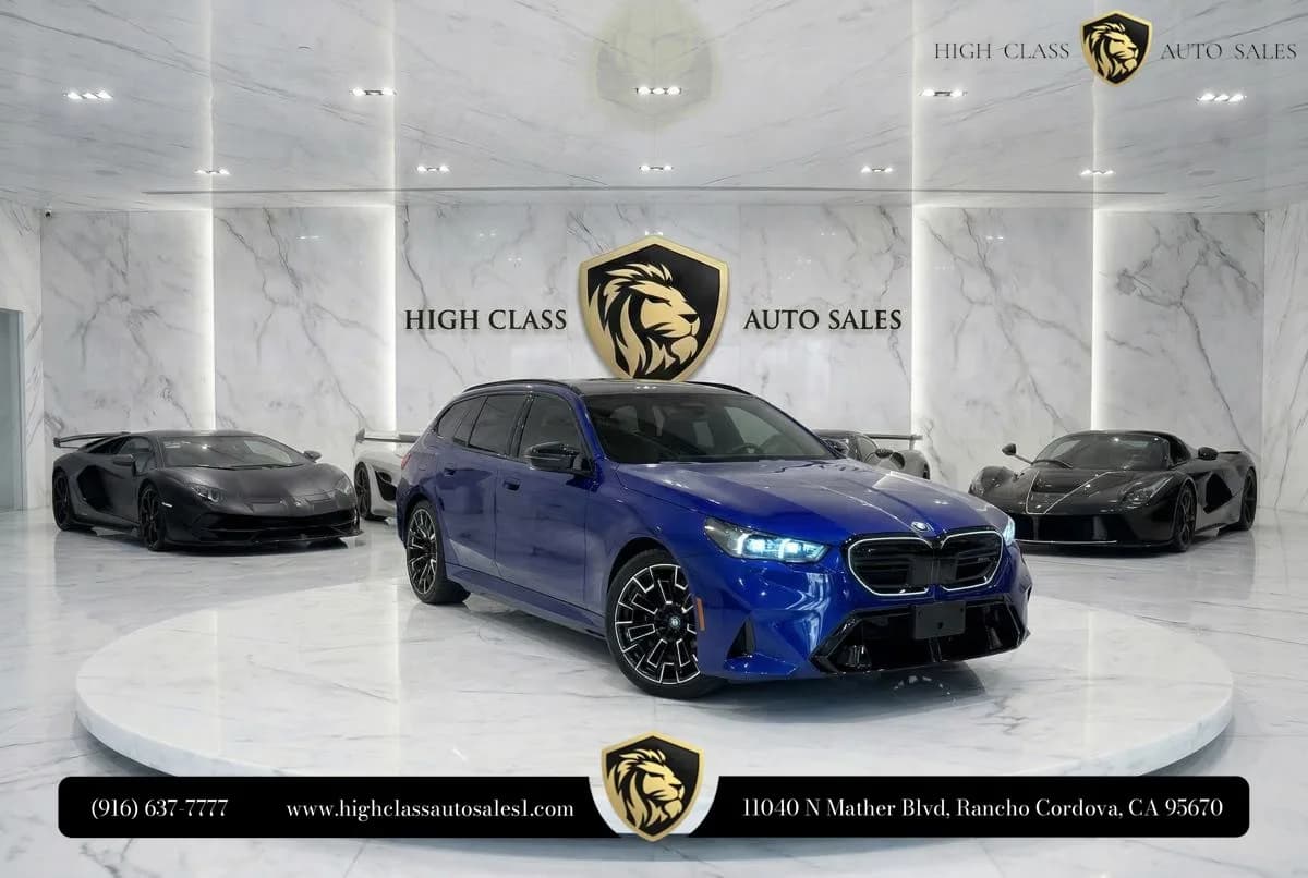 2025 BMW M5 Touring Wagon 4D